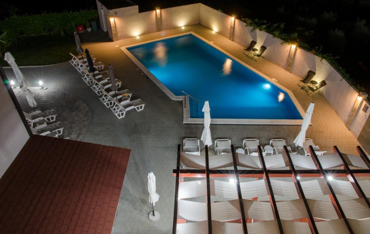 Hotel Quattro Medjugorje Exterior photo