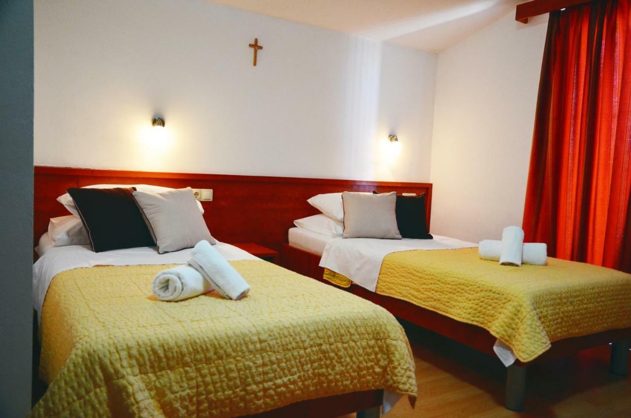Hotel Quattro Medjugorje Exterior photo